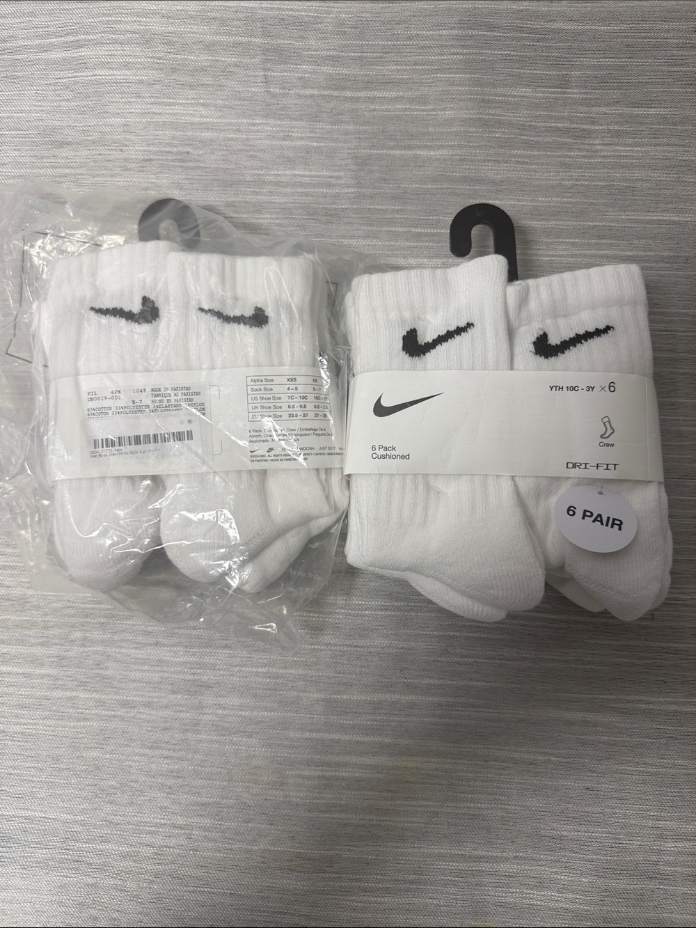 Nike authentic White Crew Athletic Socks with Black Swoosh YOUTH SIZE  -12 Pack